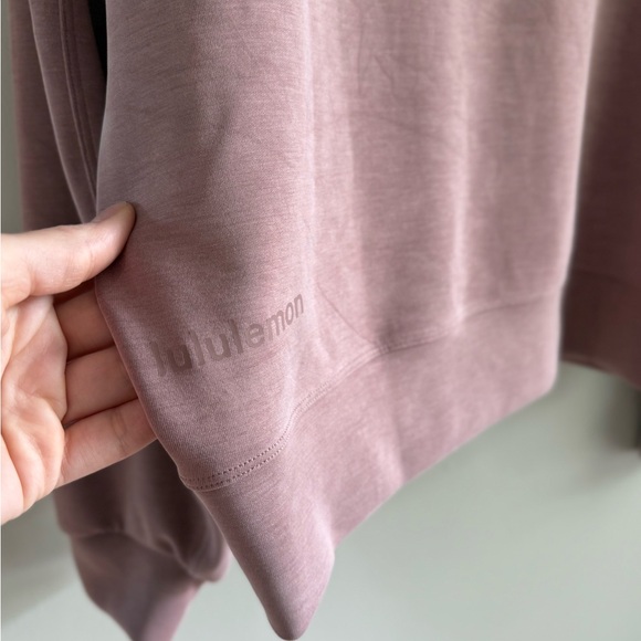 Lululemon Perfectly Oversized Cropped Crew
*softstreme* - Pink - Size 10 - Picture 9 of 14